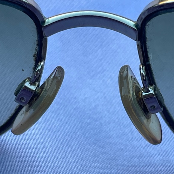 Authentic Burberry Non-Rx Sunglasses Size O/S - Picture 10 of 16